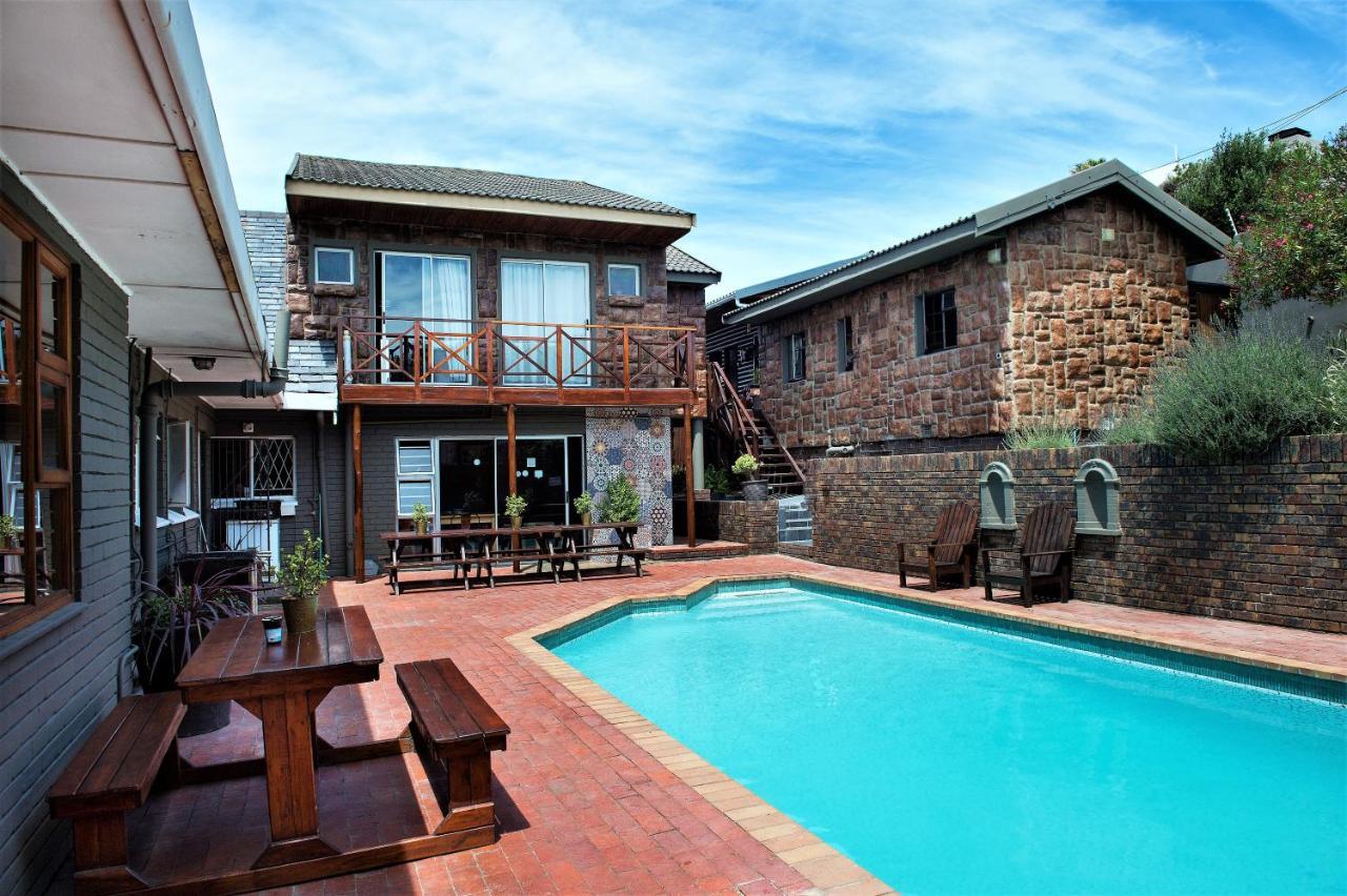 Lungile Backpackers Lodge Port Elizabeth Luaran gambar